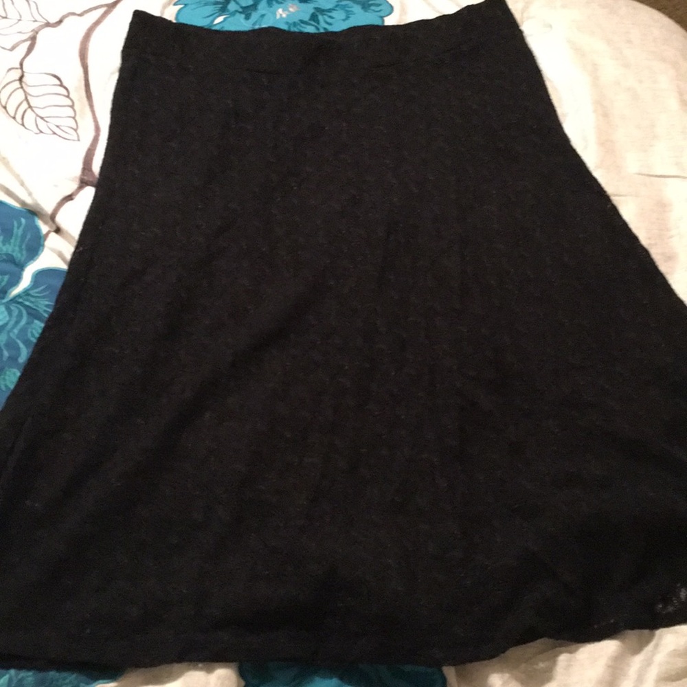 Beautiful black skirt like new‼️